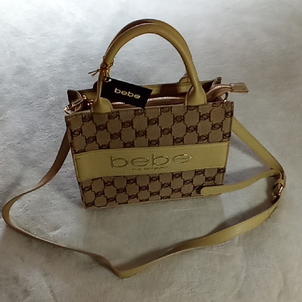 BEBE LOS ANGELES GORGEOUS PURSE! HAND BAG/ AJUSTABLE STRAP CROSS BODY NWT!!